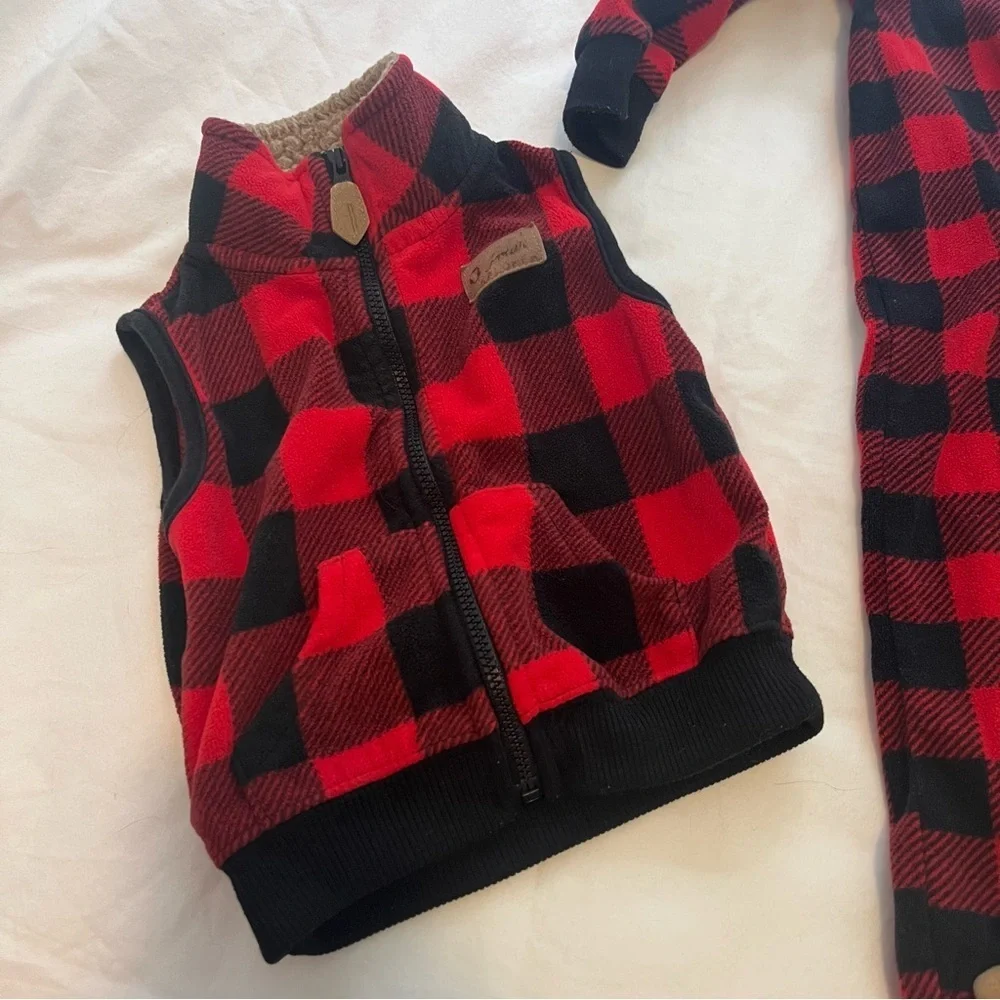 Carter’s Buffalo Plaid Moose Footie Pajamas Sleeper & Sherpa Vest 6-9 Months
